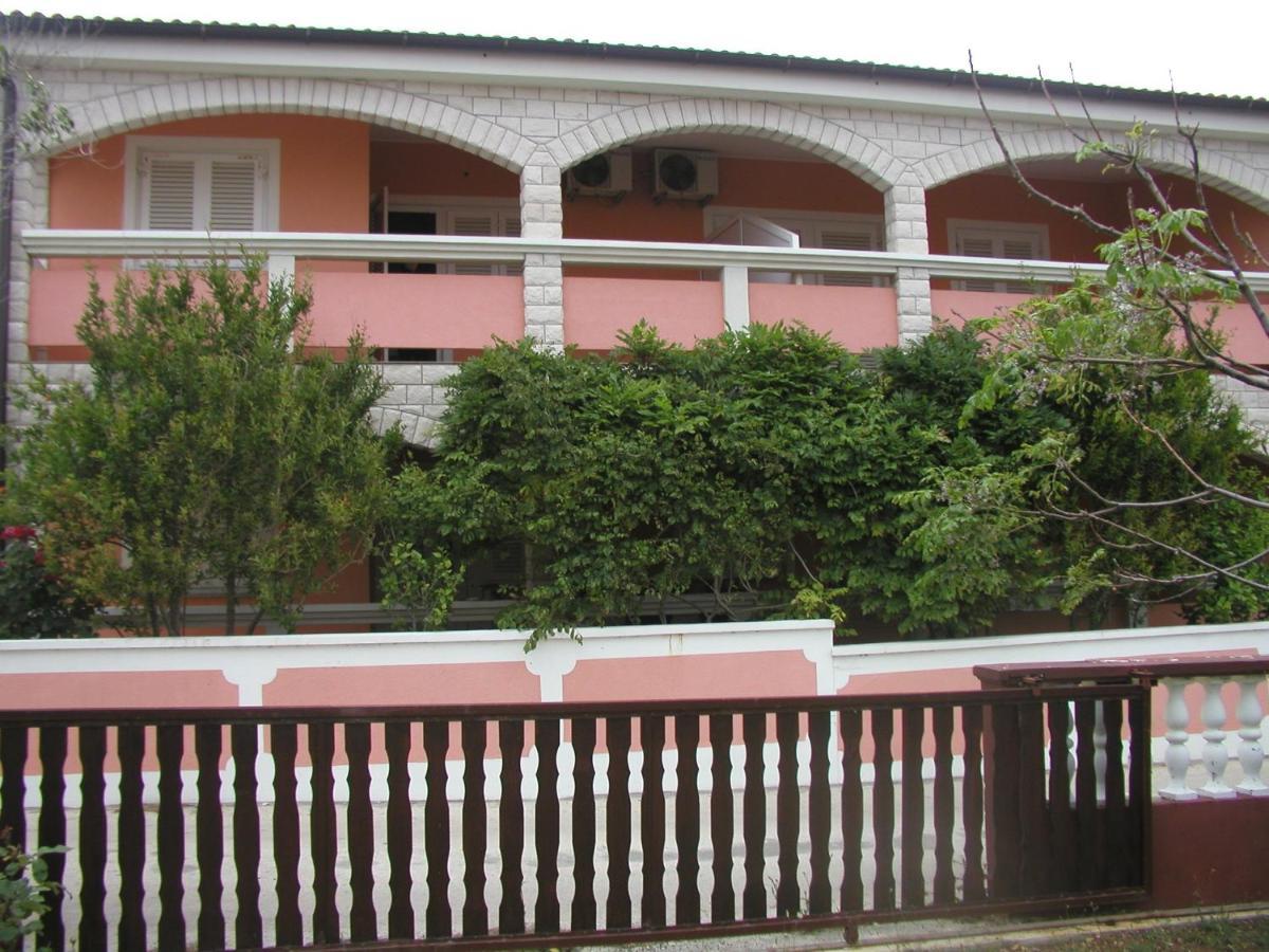 Apartments By The Sea Vir - 19323 المظهر الخارجي الصورة